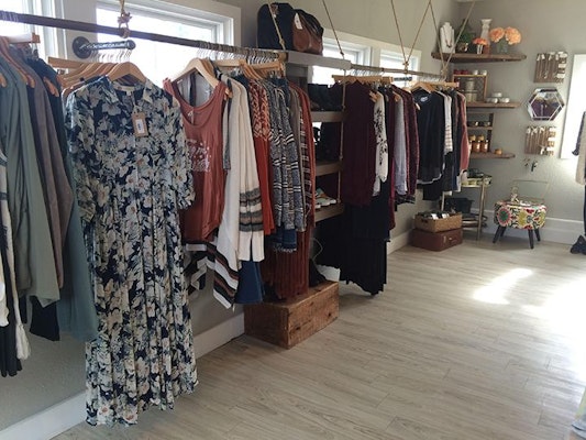 Lily and Sparrow Boutique Opens at The Edge